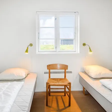 Four-bedroom In Ferienhaus Nysted