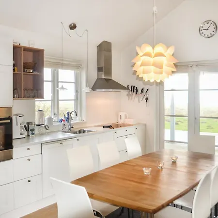 Ferienhaus Four-bedroom In