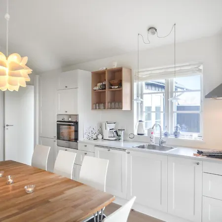 Four-bedroom In Ferienhaus