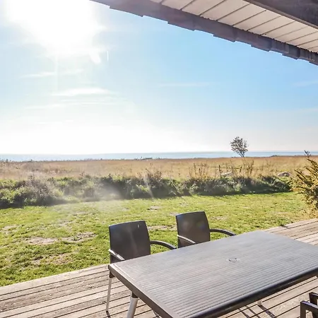 Holiday home In With Kitchen *